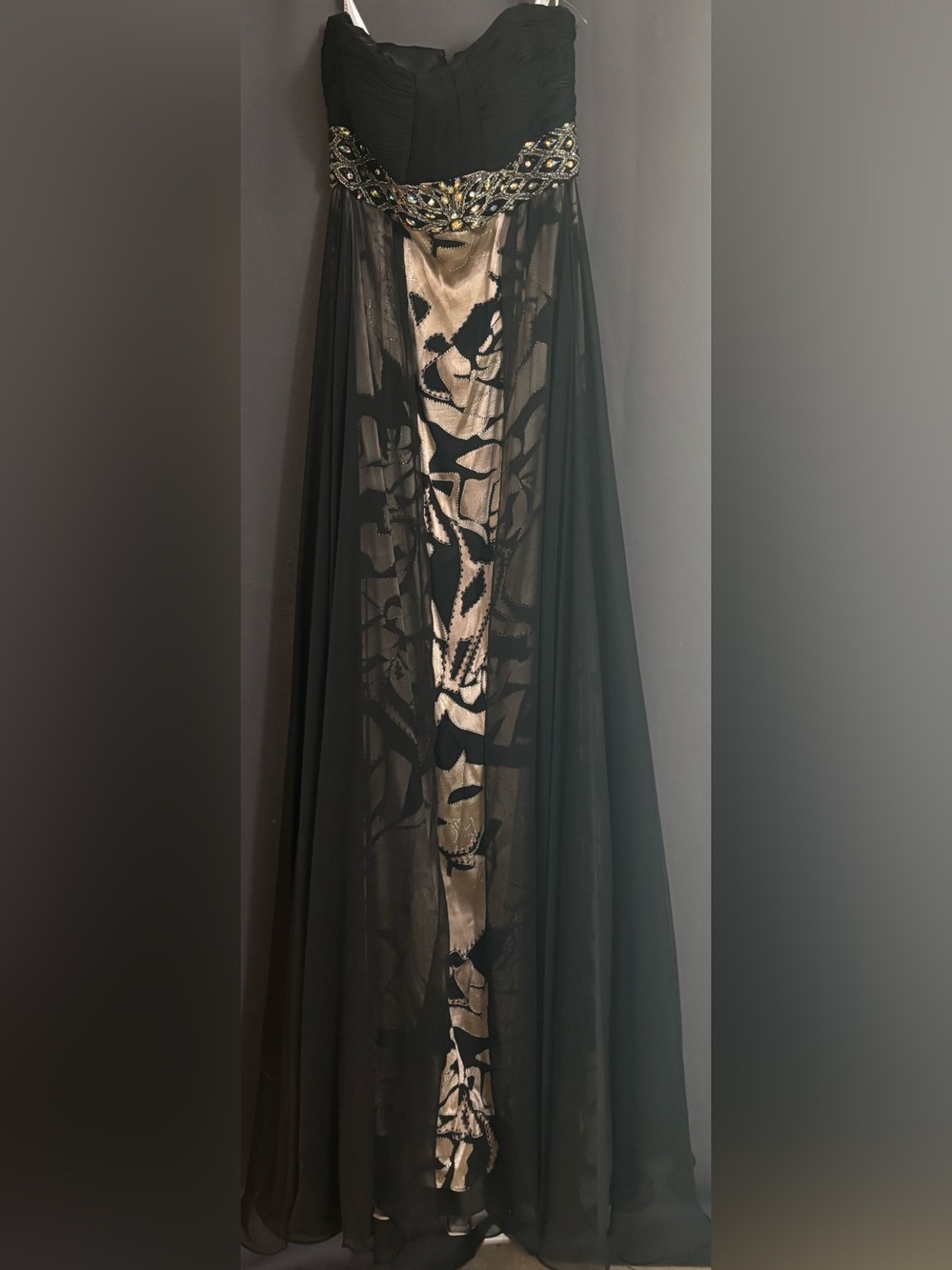 Tony Bowls- strapless dress size 8
